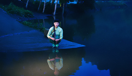 《罗龙镇女人》