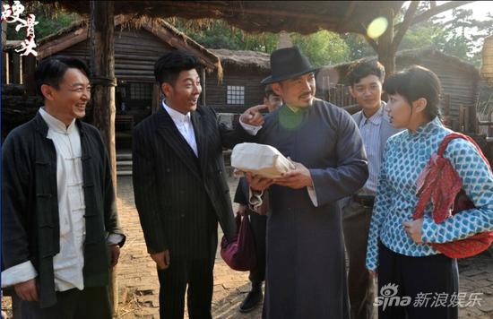 吴其江《硬骨头》热拍 战争之王舌战群星