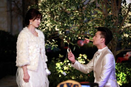 卫视[微博]和浙江卫视[微博]播出的电视剧《两生花》昨晚迎来首播收官