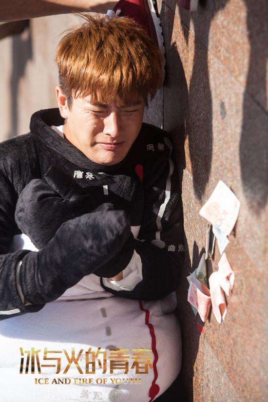 贾乃亮街头兼职被欺侮