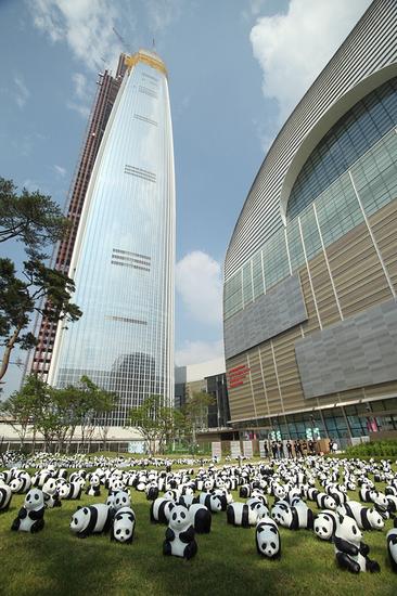 乐天世界大厦熊猫展览