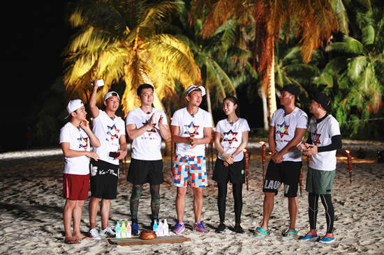 跑男团塞班大对决 郑恺上演逆袭成最强者|郑恺|猎豹|奔跑吧兄弟_新浪