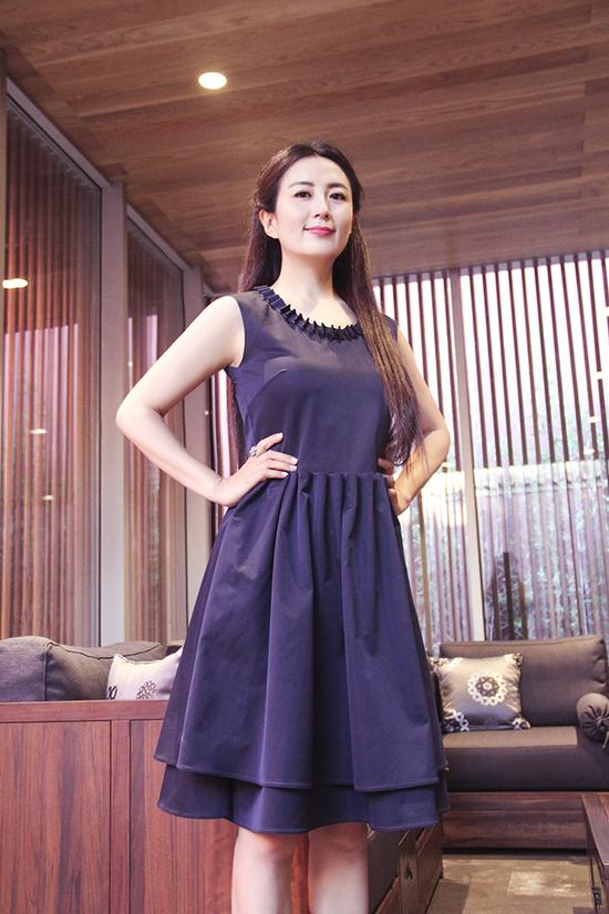 杨童舒冻龄有术身姿曼妙自拍曝露少女心