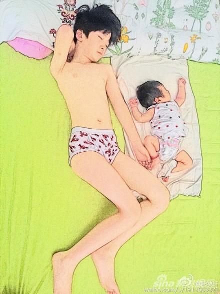 满屏都是大长腿！