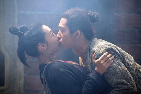 井柏然《捉妖记》吻上白百何:太不小心了