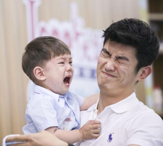 杜江被嗯哼折磨