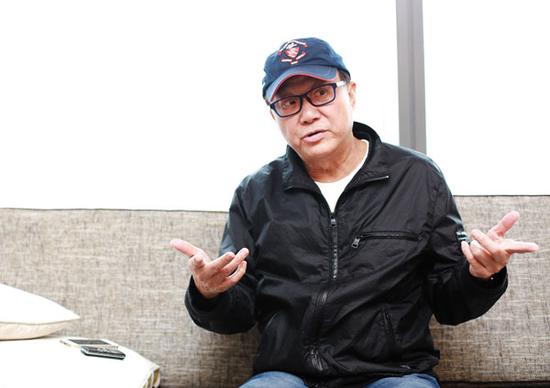 许冠文:新式喜剧要让观众欢笑中懂得道理