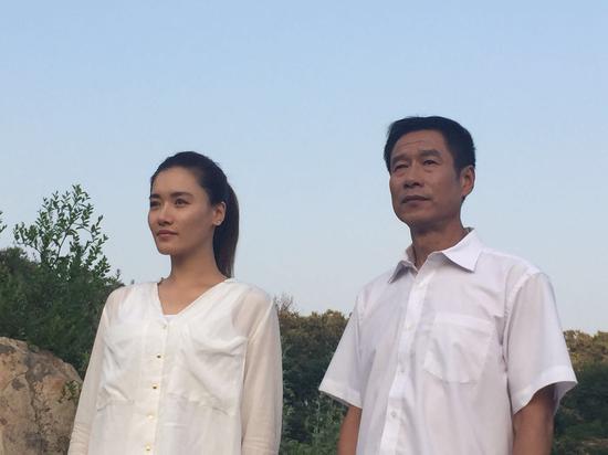 邢宇菲刘佩奇欢乐斗嘴