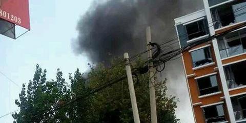 河北爆竹窝藏点爆炸致15人亡