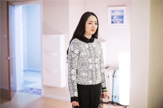 《神犬小七》温情都市人犬拥抱相识|小七|神犬|郭碧婷_新浪娱乐_新浪