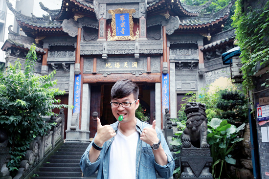 王迅在《石头》拍摄地罗汉寺