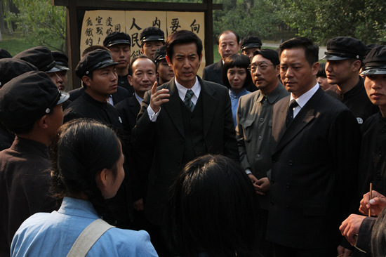 《抉择》剧照姚贝娜新浪娱乐讯 随着电视剧《抉择》的热播,而不少细心