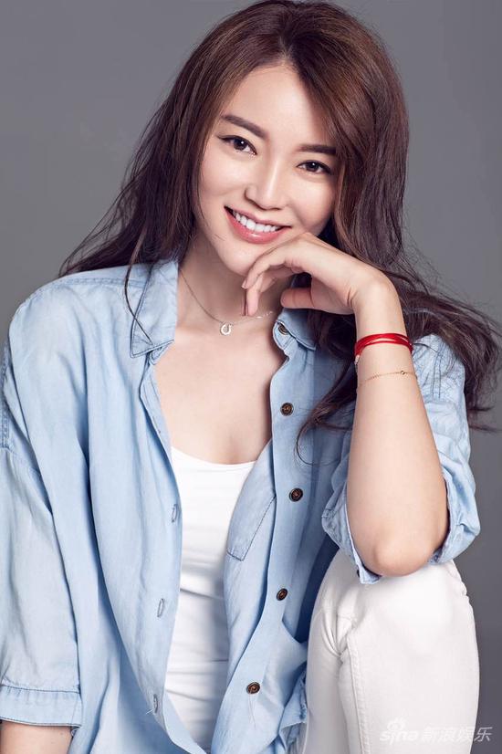 苏红跨界出书 范冰冰黄晓明黄渤等送祝福