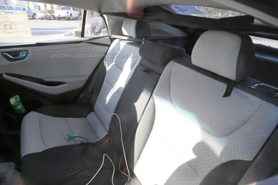 Hyundai hybrid spy 11