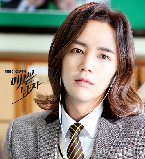 长发美男子:李准基|长发|美男|张根硕_新浪时尚_新浪网