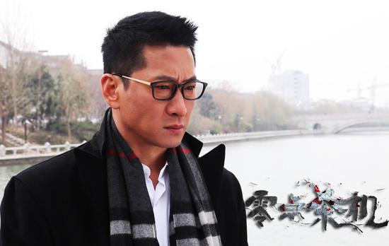 《零点杀机》曝剧照 周杰吴启华深陷梦游|吴启华|周杰|《零点杀机》_新浪娱乐_新浪网