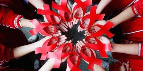 女子术后染艾滋 医院血站推诿