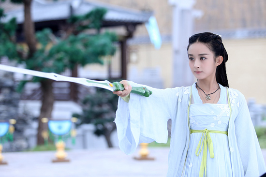 花千骨赵丽颖揭身世甜萌不再浴血开虐