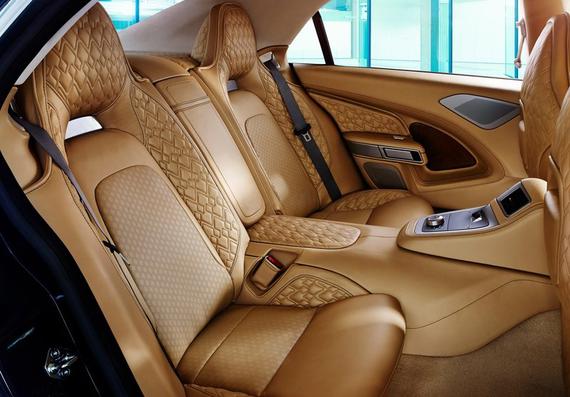 阿斯顿·马丁拉共达上市 售810万起