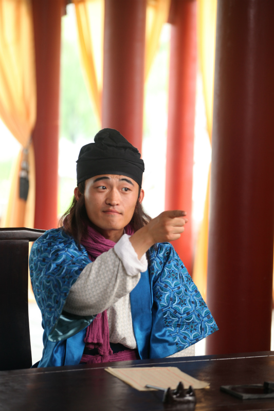 《神机妙算刘伯温》姜寒装神弄鬼破奇案