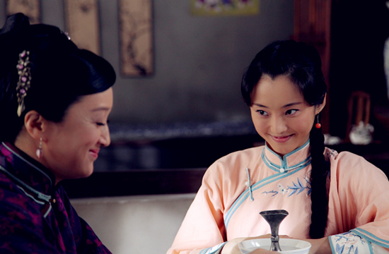 《打狗棍》中杨昆、刘芊含演母女档