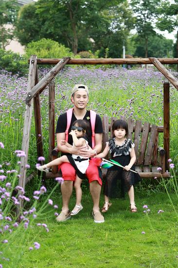 唐志中与蜜蜜香香