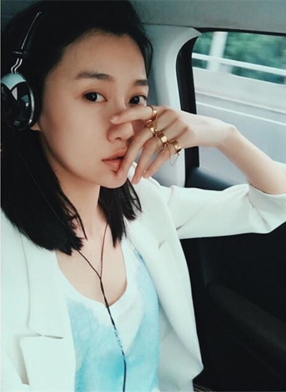 李斯羽素颜曝光肌肤吹弹可破网友求秘诀