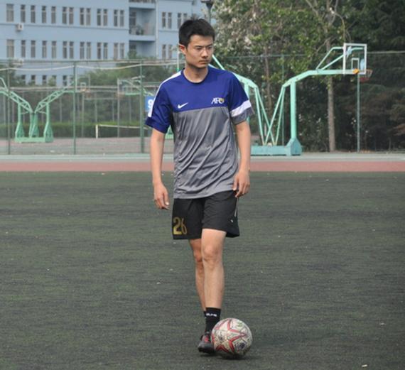 青岛小伙贾顺浩