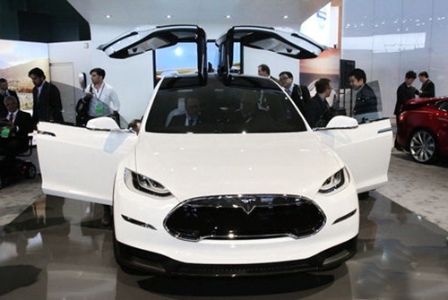 特斯拉Model X将在美国发布 国内可预订