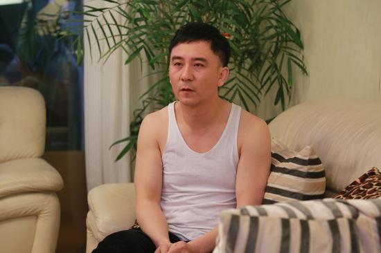 《福根进城》由赵毅,柴碧云,张维伊,刘钇彤领衔主演,诠释了小人物的不