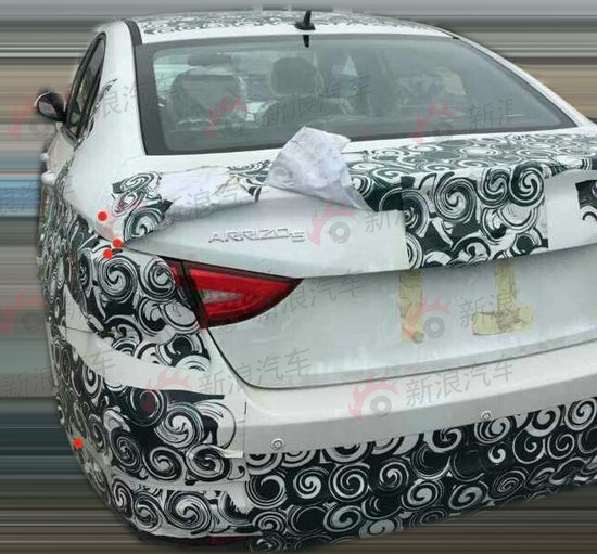 奇瑞全新A级家轿 艾瑞泽5低伪谍照曝光