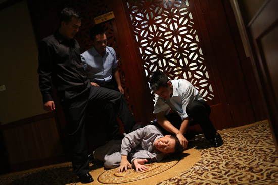 大型反腐电影《黑瞳》8月3日公映 直面人性