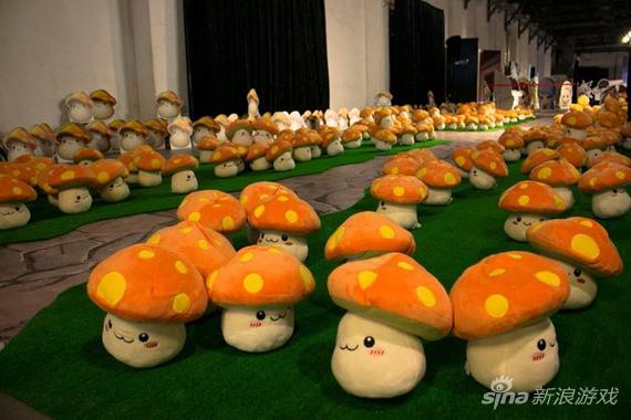 变成"蘑菇宴《冒险岛》台服办10周年纪念展_港台网游新闻_新浪游戏_