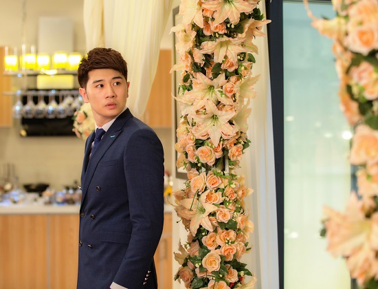 华向强--刘炫锐饰