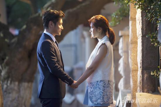 冰与火热播李雨轩上演夺爱大战