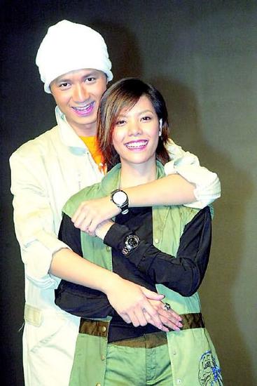 张惠春与张雨生合照让人唏嘘