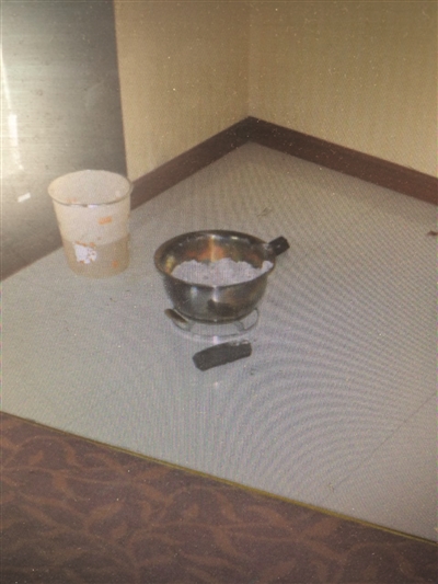 江苏青年男女厌世网上相识 相约宾馆烧炭自杀