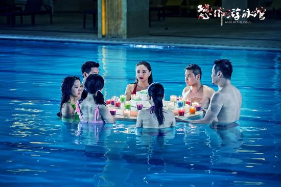 摘要:日前,国内首部水下鬼电影《恐怖游泳馆》发布终极版预告片,揭秘