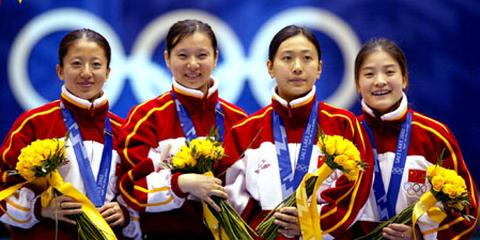 杨扬、王春露、杨阳和孙丹丹（从左到右）