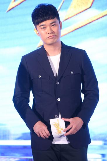 陈赫寄语:天没有塌 没有过不去的坎