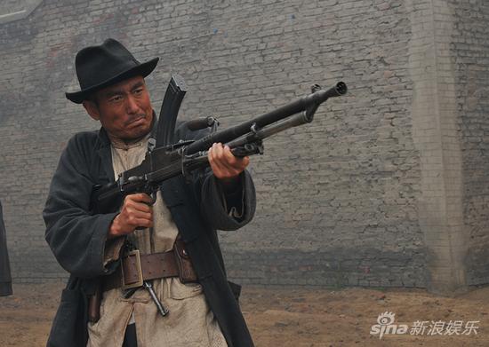 成泰燊饰演赵尚志