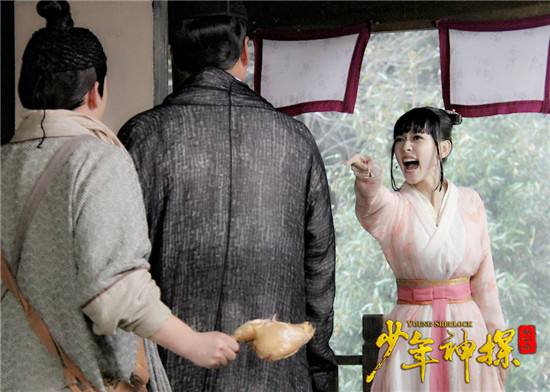 孙骁骁展女汉子魅力