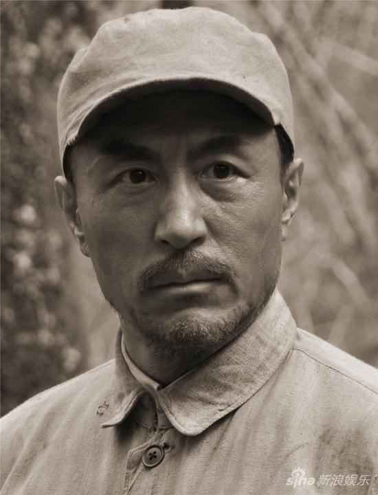 《东北抗日联军》引人深思