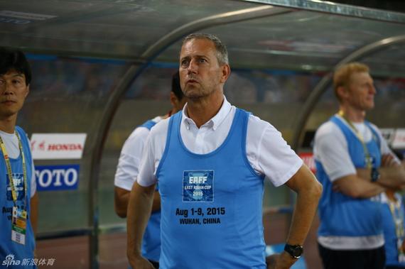 央视：佩兰本场安排出现较大问题