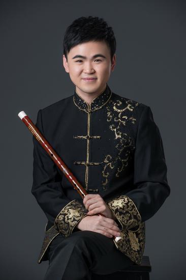 李乐受邀赴吉文化交流奏响牧民新歌