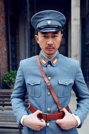 《英雄祭》牛北壬演杀手拼了 练枪磨出血