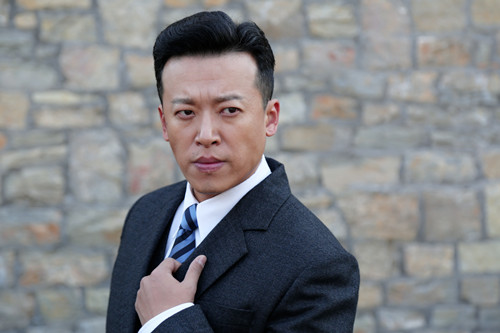 由吴樾[微博],郭昊伦,柯伯龙联合主演的抗战题材电视剧《地雷战》正在