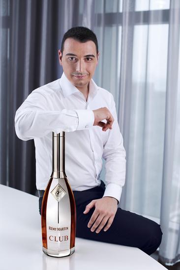 人头马推出club昆庭限量版