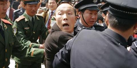 佘祥林雪冤十年漂泊不愿回家