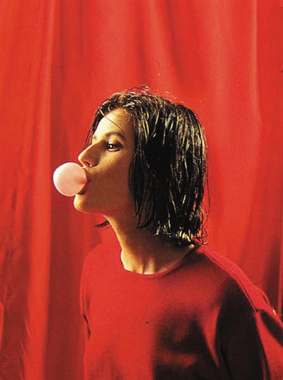 伊莲娜-雅各布戛纳影后,"欧洲文艺片女神"伊莲娜·雅各布终于来中国了